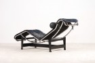 le corbusier chaise longue lc4 cassina b306 peau design 1980